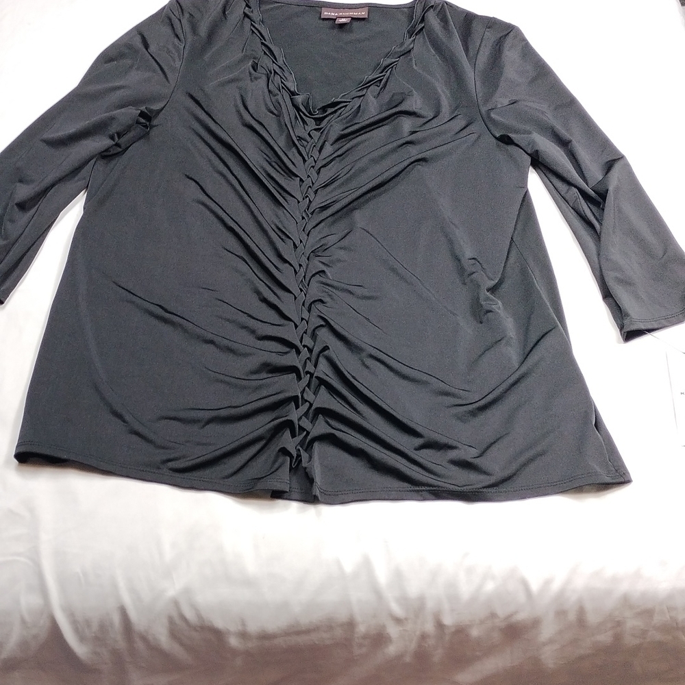 NWT Dana Buchman women's XL blouse with braiding in the front